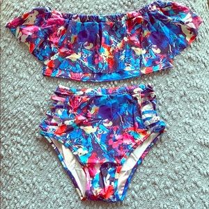 Two piece swimsuit, new-but did not have tags